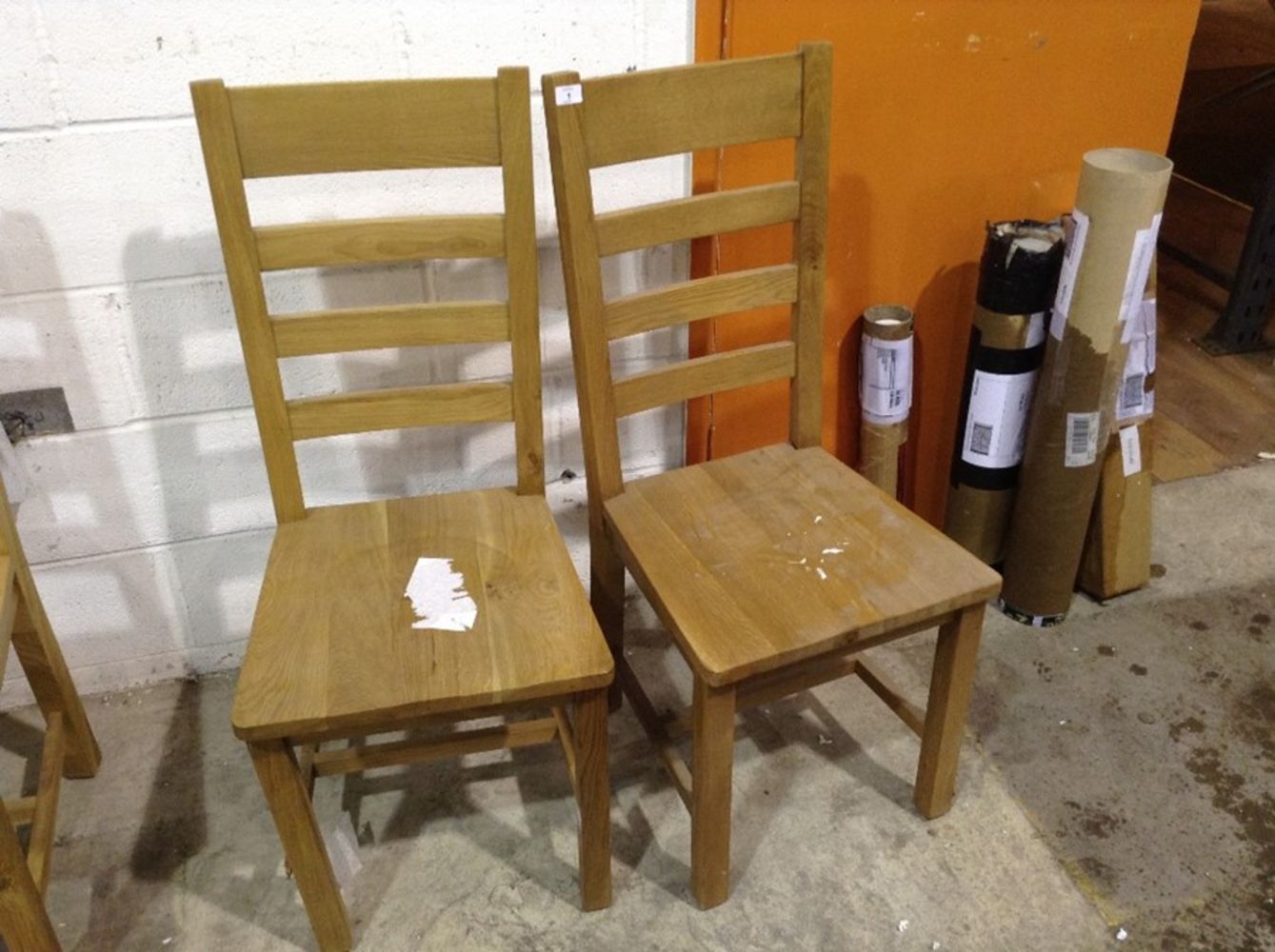 Modern & Antique Furniture Auction inc Top High Street Brands