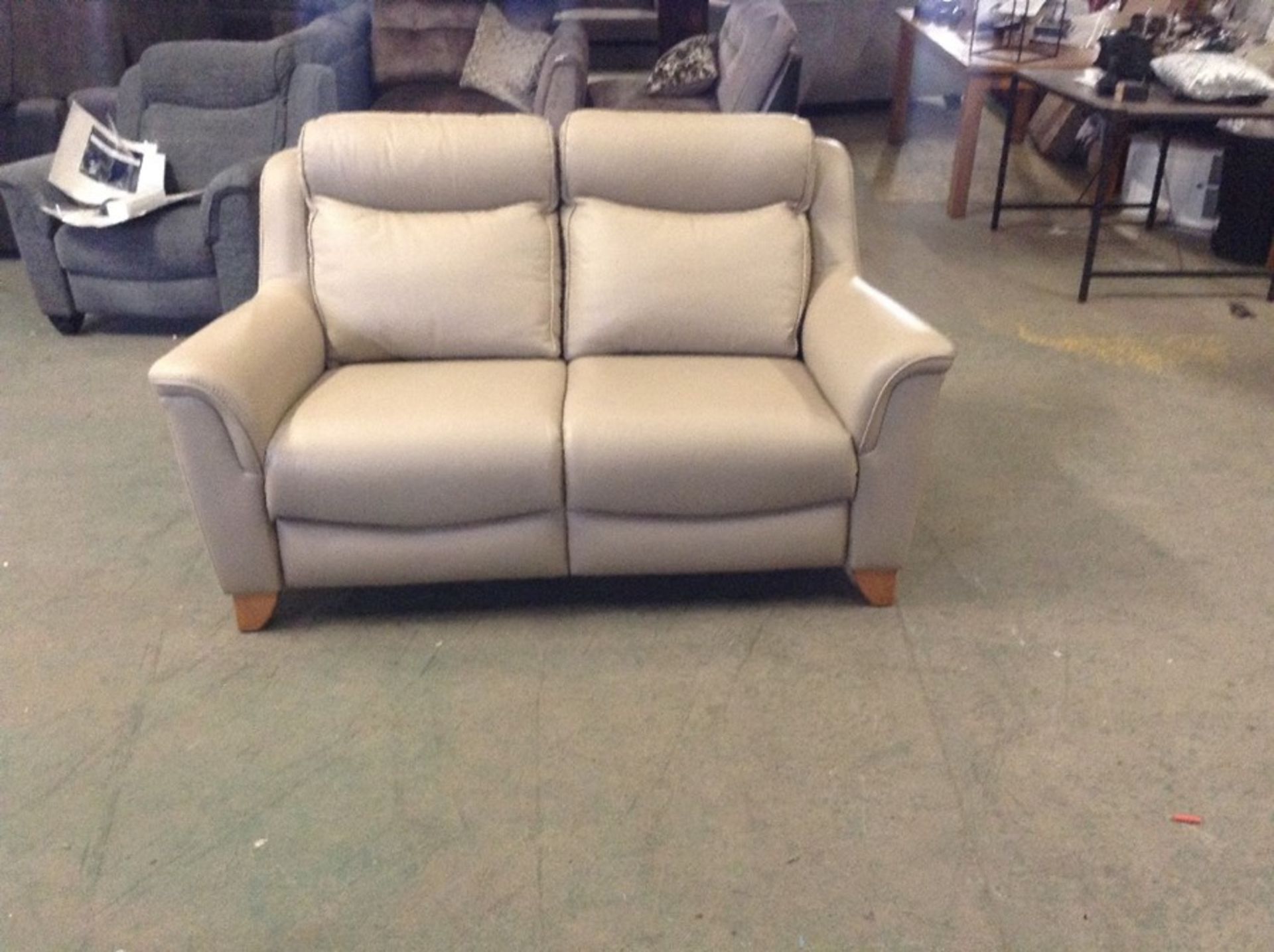 CREAM LEATHER HIGH BACK 2 SEATER TR002149 W0084634