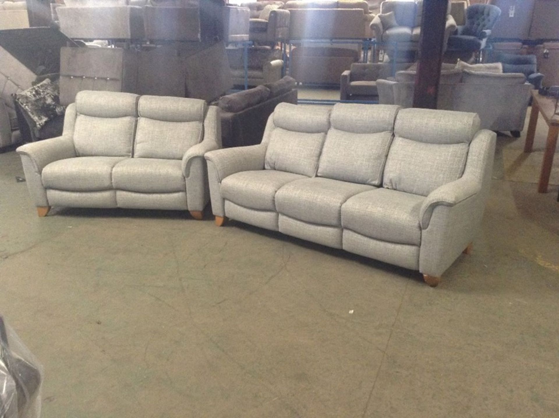 SILVER PATTERNED HIGH BACK 3 SEATER & 2 SEATER TR0