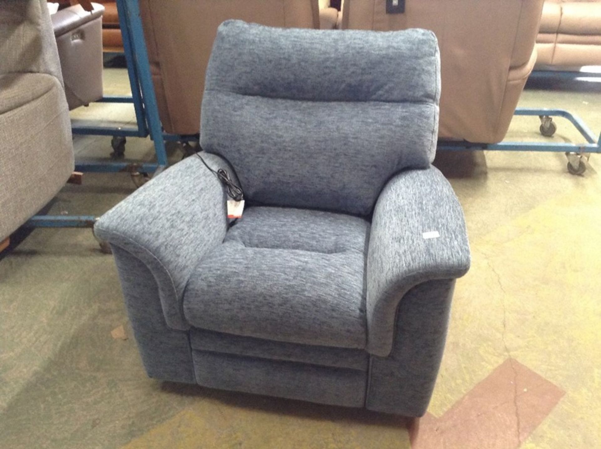 BLUE FABRIC ELECTRIC RECLINING CHAIR TR00143 W0096