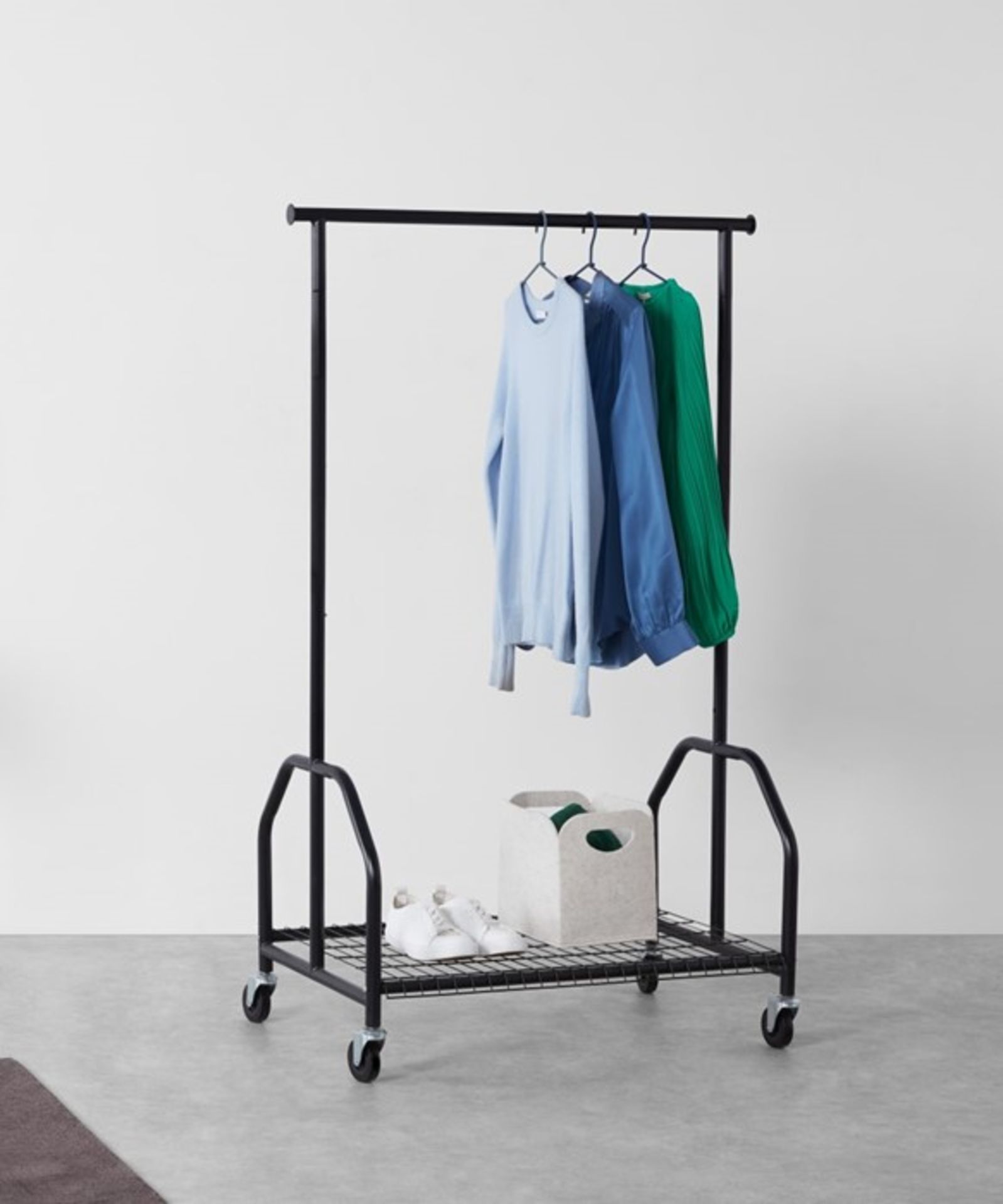 | 1x|Made.com MADE Essentials Moss Garment Rack Black RRP Â£59MAD-UTYMOS011BLK-UK - (1j0445/17) 1G