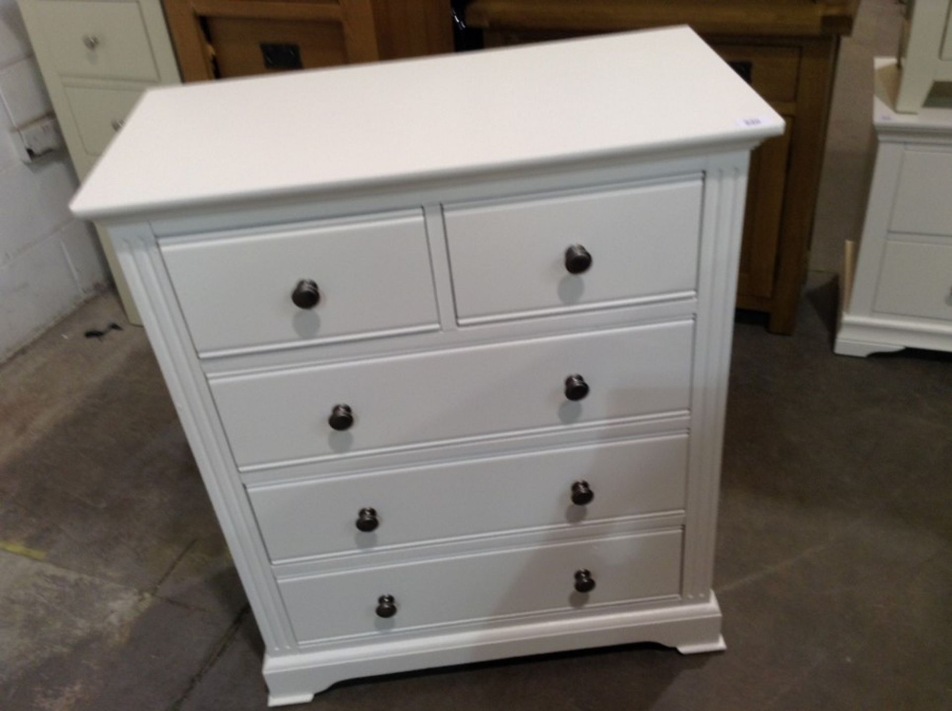 WHITE 2 OVER 3 CHEST OF DRAWERS (DAMAGED)