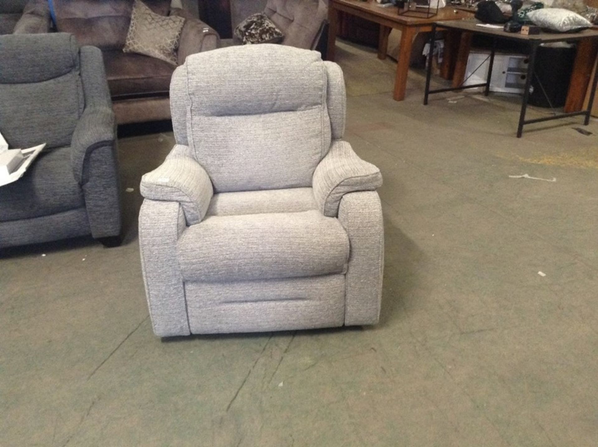 GREY MANUAL RECLINING CHAIR TR002146 W00858145