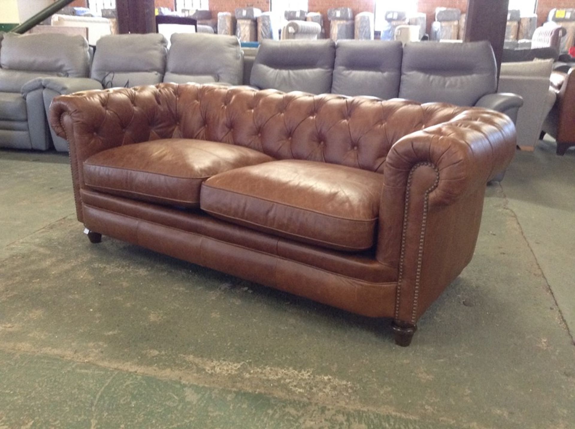 TAN LEATHER CHESTERFIELD 3 SEATER (HH33-155365-32 - Image 2 of 2