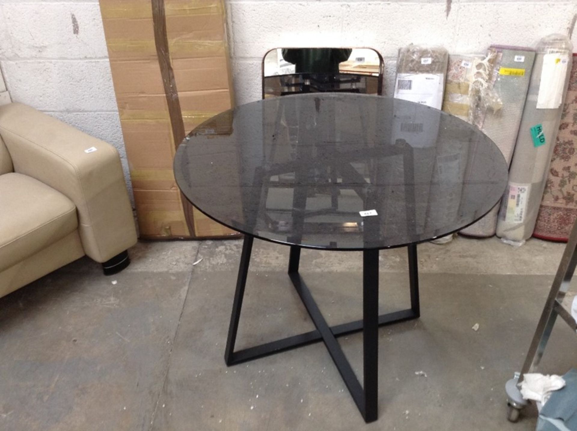 |1X| GLASS ROUND TABLE | NO CODE|