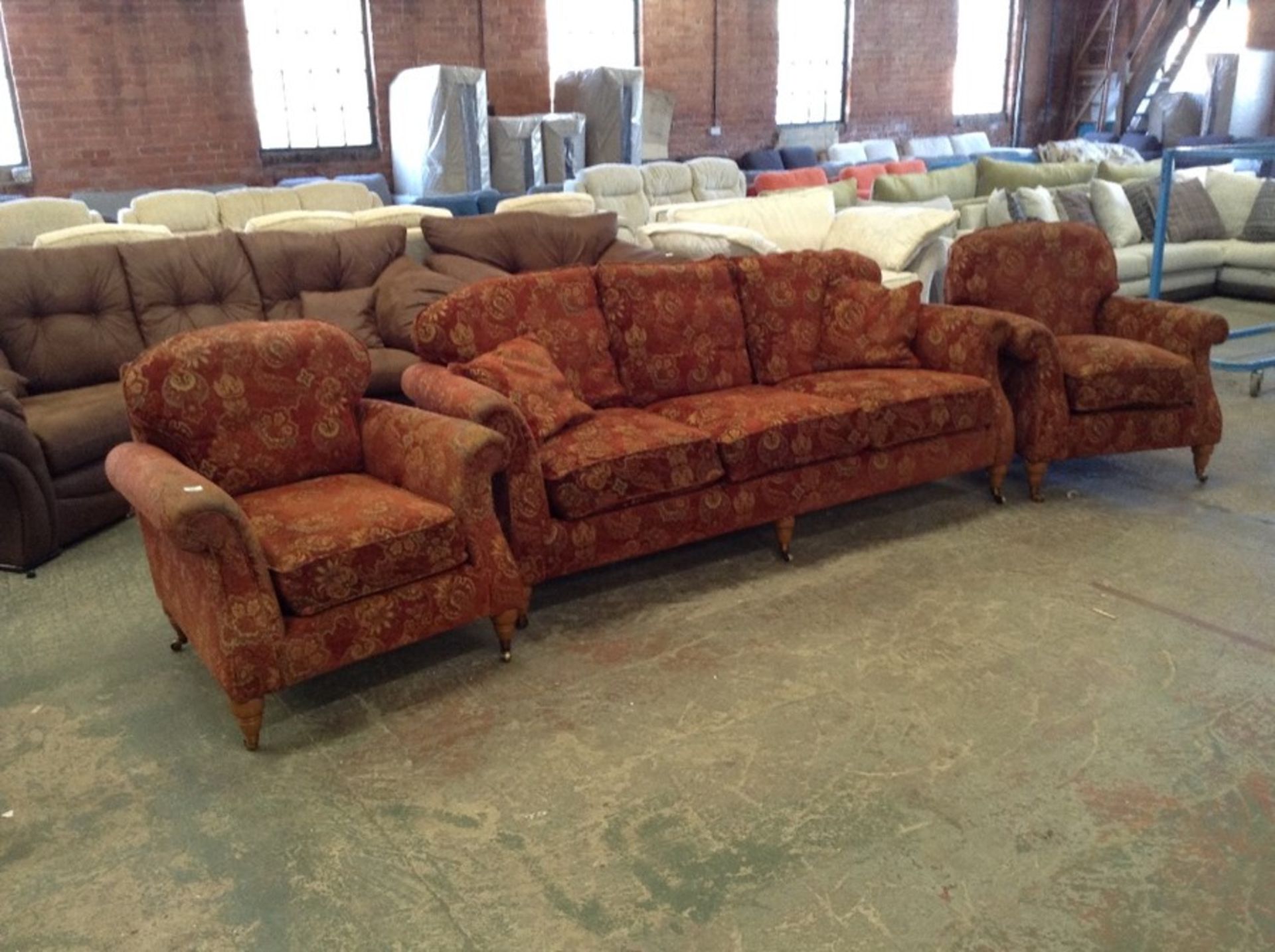RED & GOLD 3 SEATER & X2 CHAIRS (RIPS, WORN)