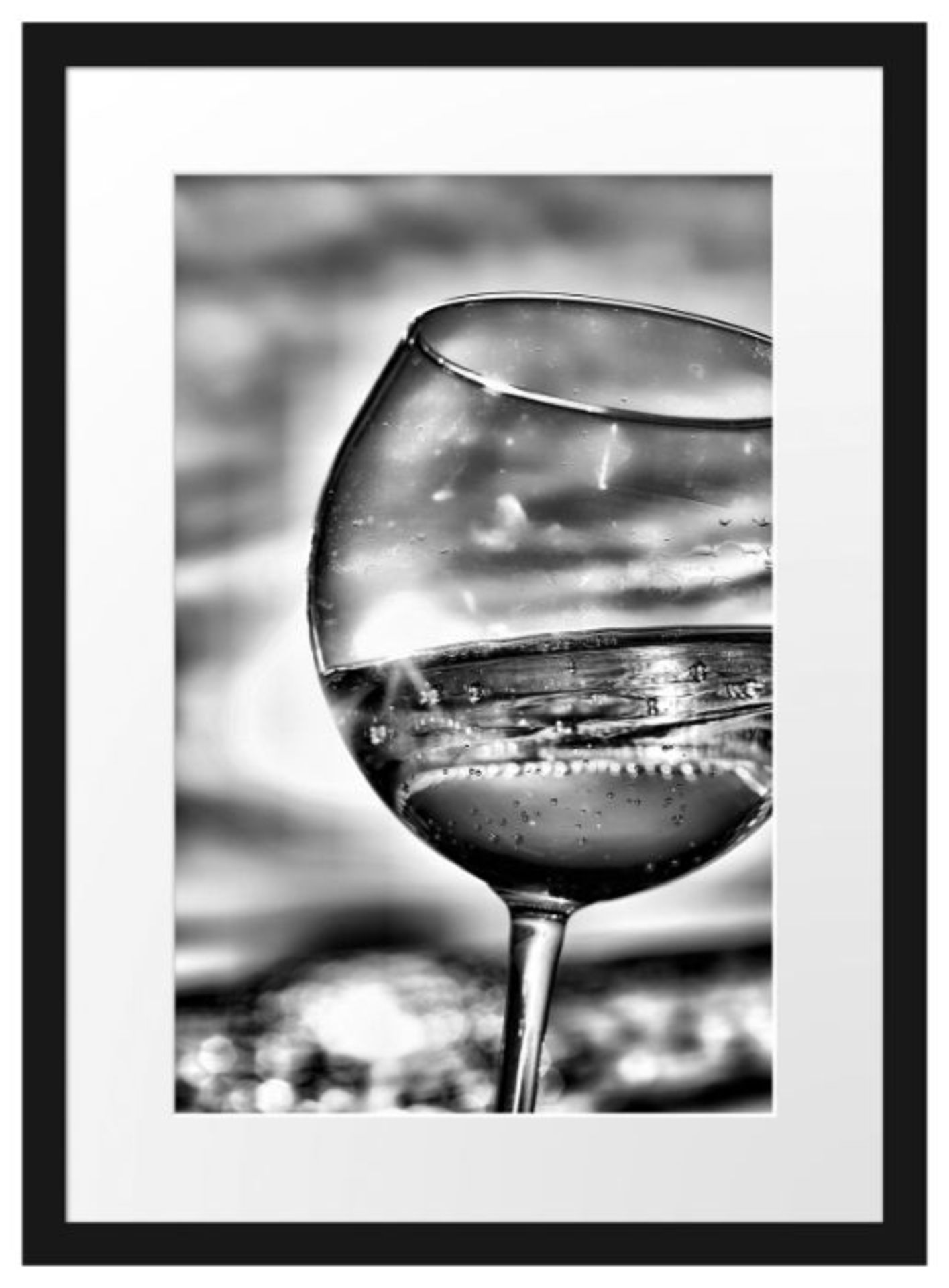 East Uraban Home , Wine Glasses At The Sea - Picture Frame Photograph - RRP £71.99 (EUCU9481 - - Image 2 of 3