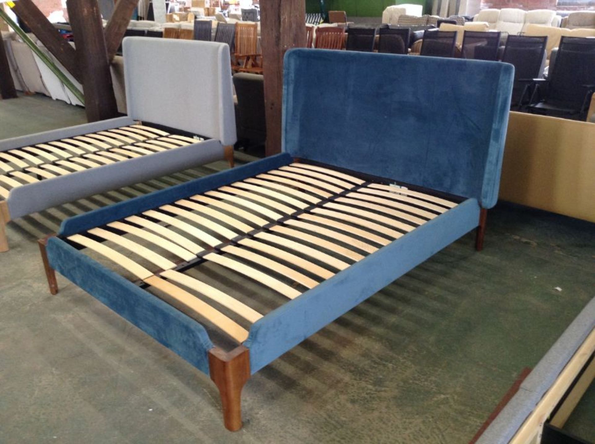 TEAL UPHOLSTERED KING SIZE BED FRAME (MISSING 3 PL