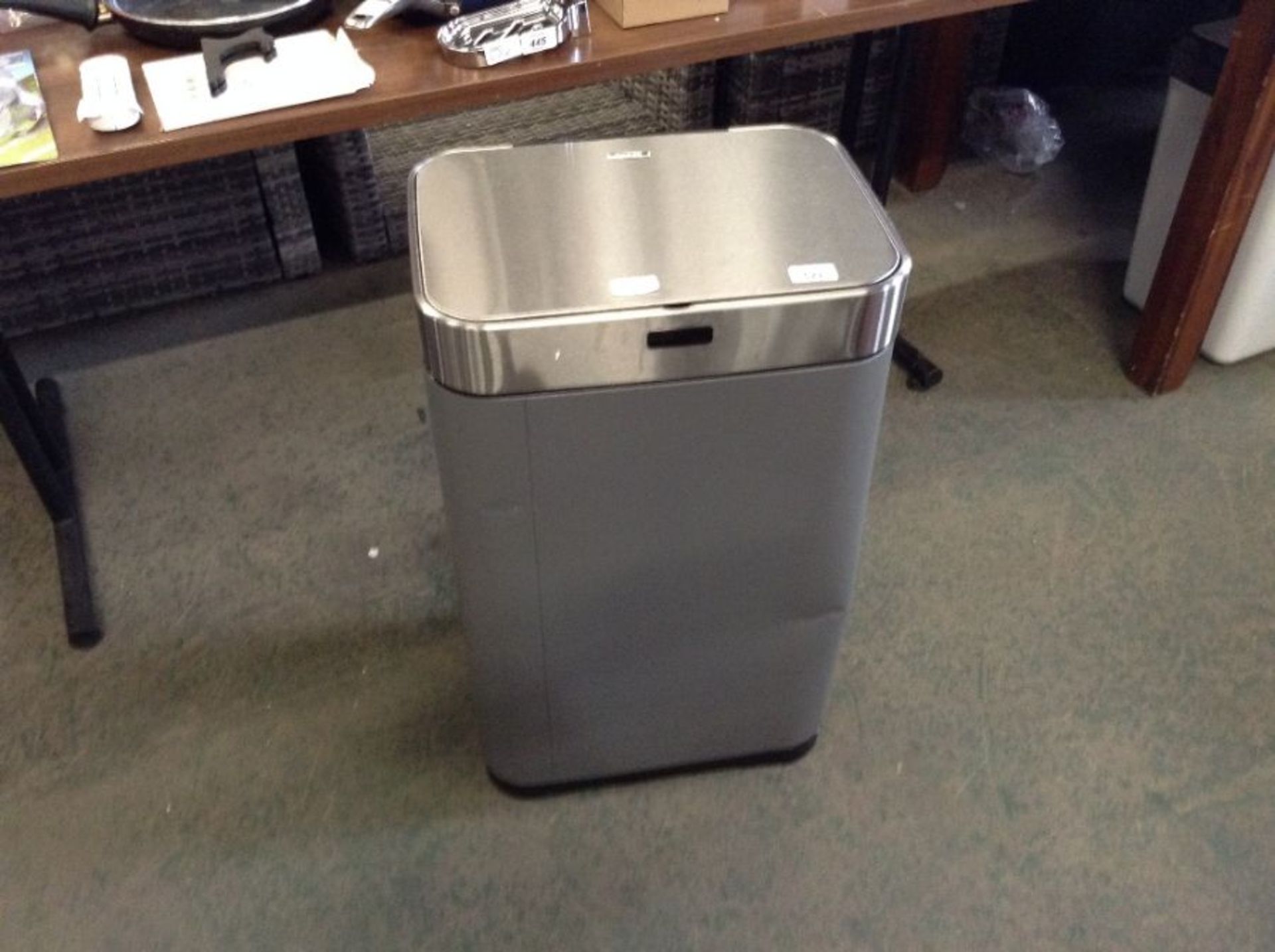 Tower T838001T Square Sensor Bin with Fingerprint Proof Coated Exterior, Titanium RRP -£52.475(