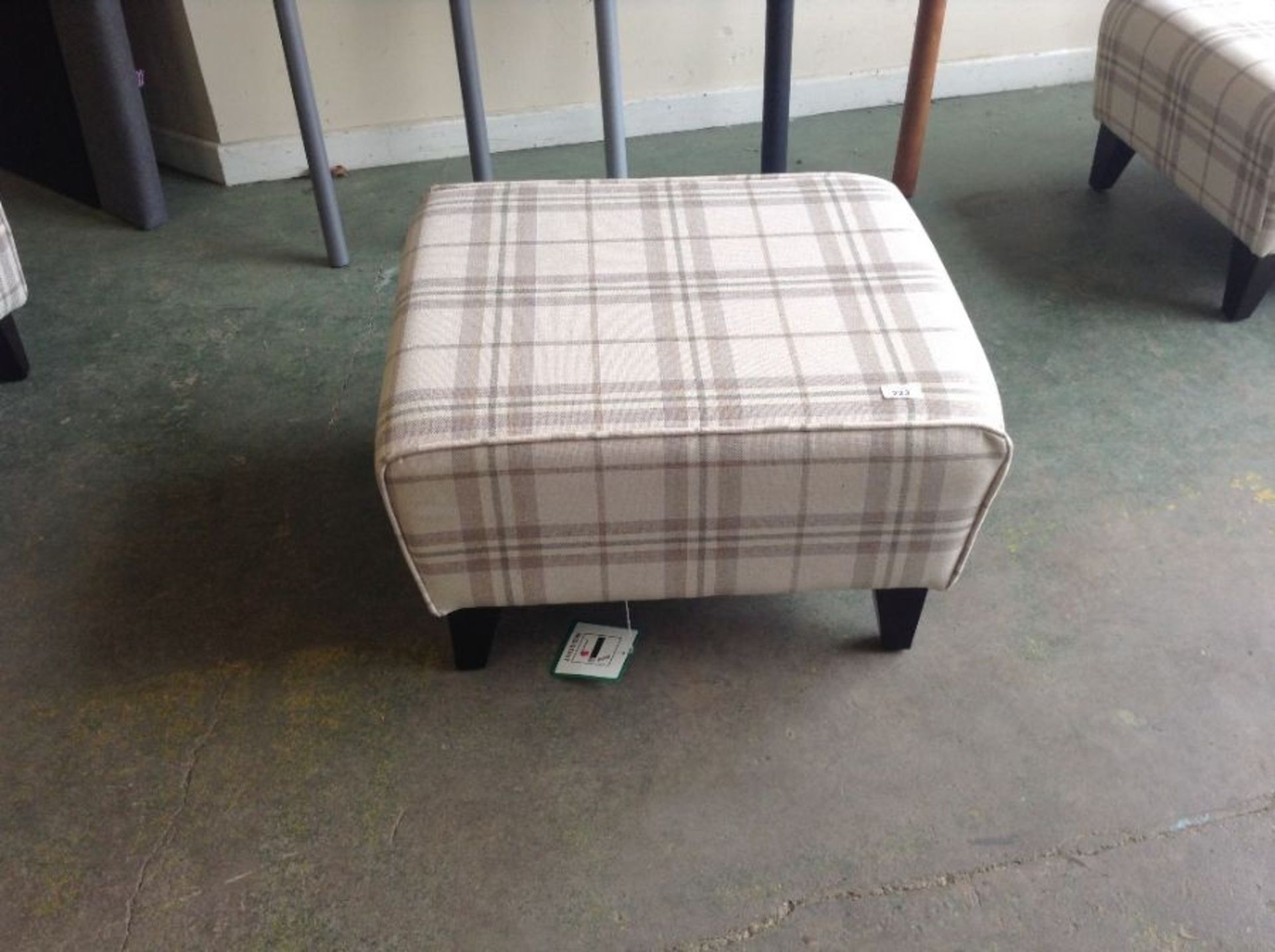 CREAM CHEQUERED FOOTSTOOL