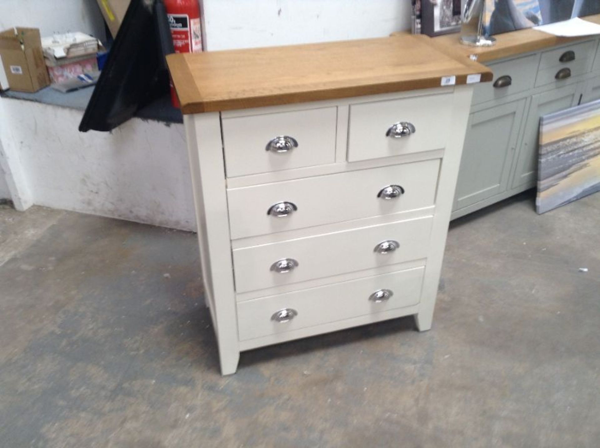 Hampshire White Painted Oak 2 Over 3 Chest(B/55 -KEL P11-82)(DAMAGED)