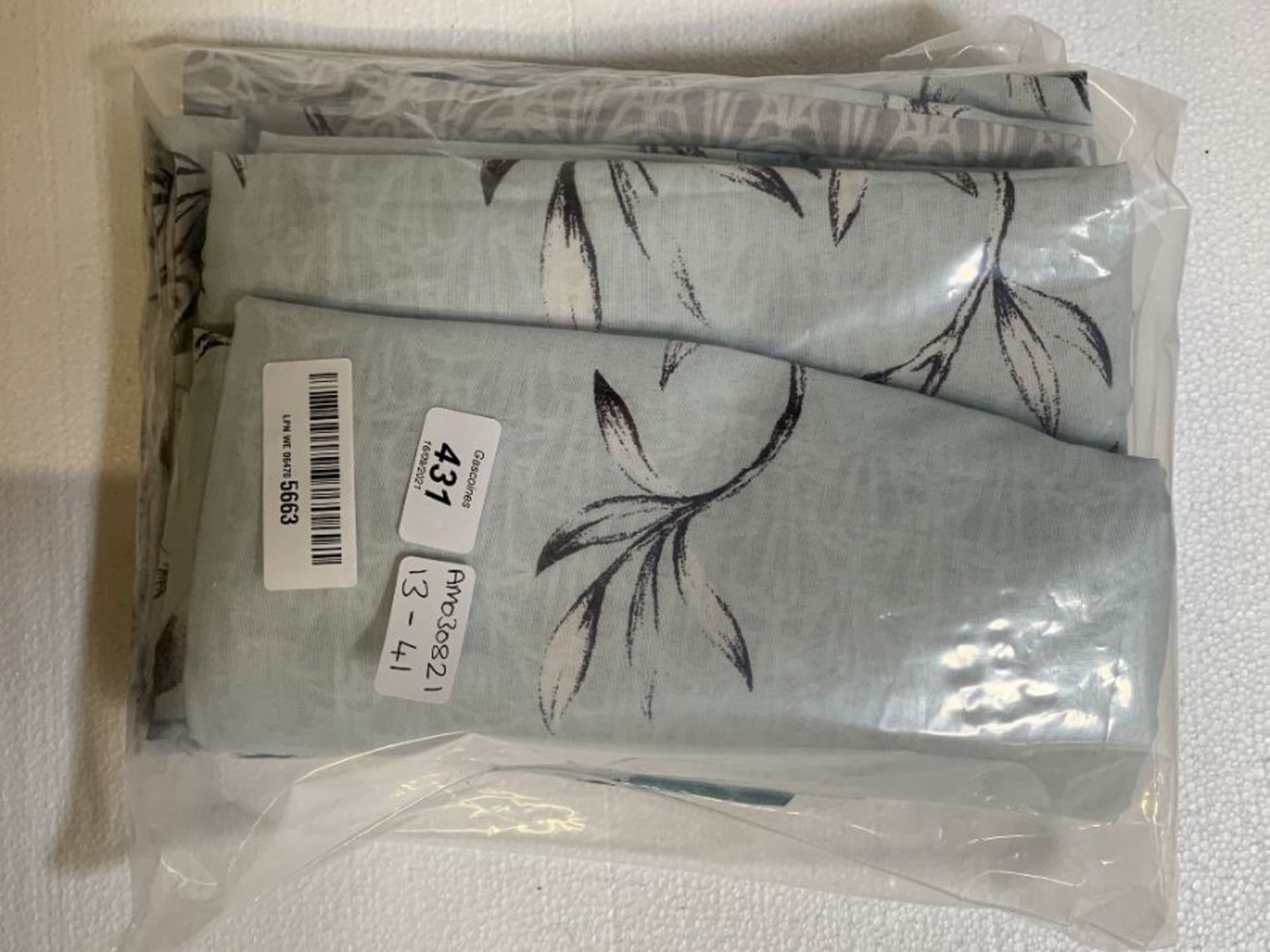 Sleepdown Oriental Floral Blossom Duck Egg Blue Geo Reversible Soft Easy Care Duvet Cover Quilt