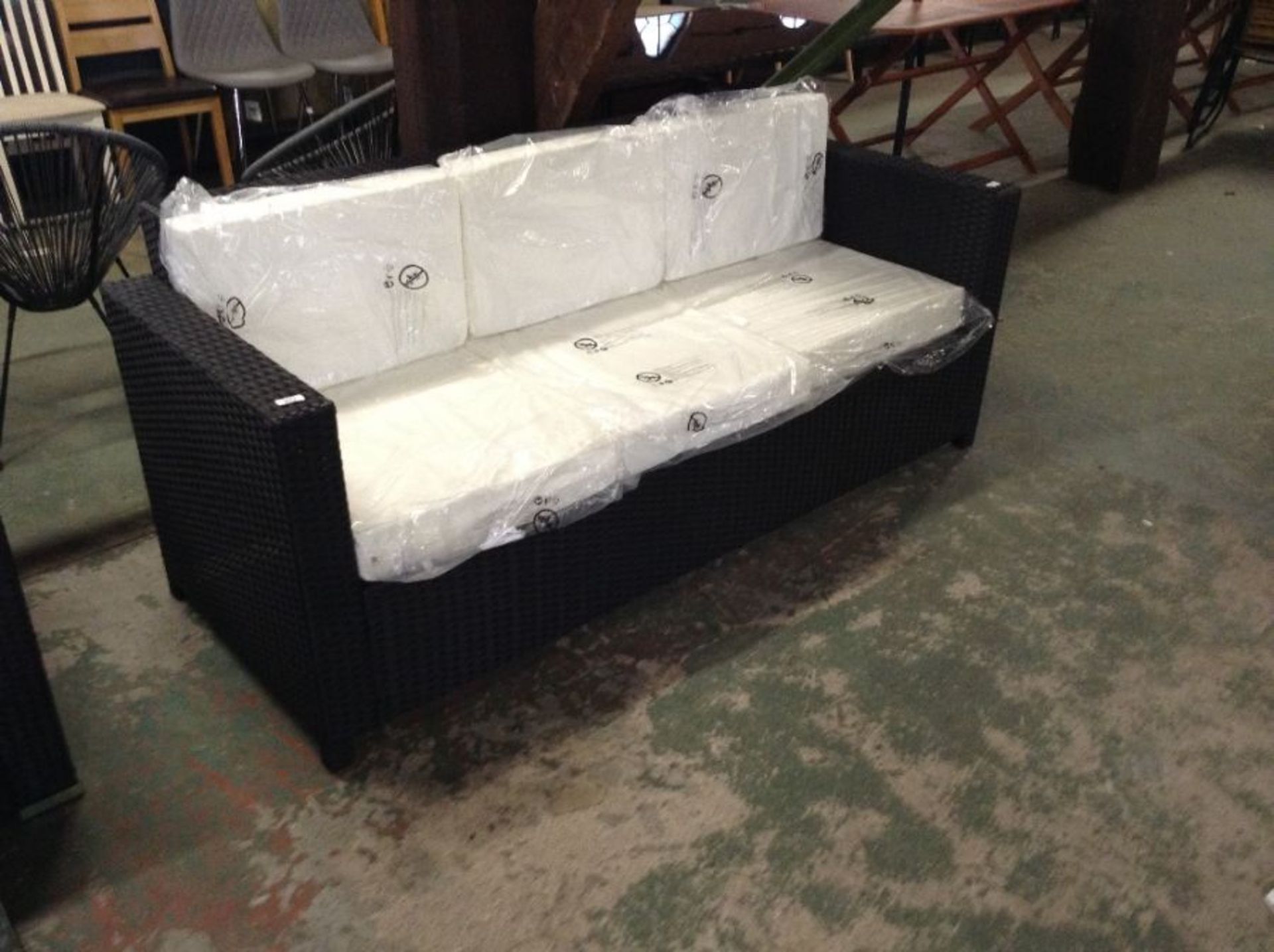 Dakota Fields,Kitts 185cm Wide Outdoor Wicker Garden Sofa with Cushions RRP -£489.99 (23642/