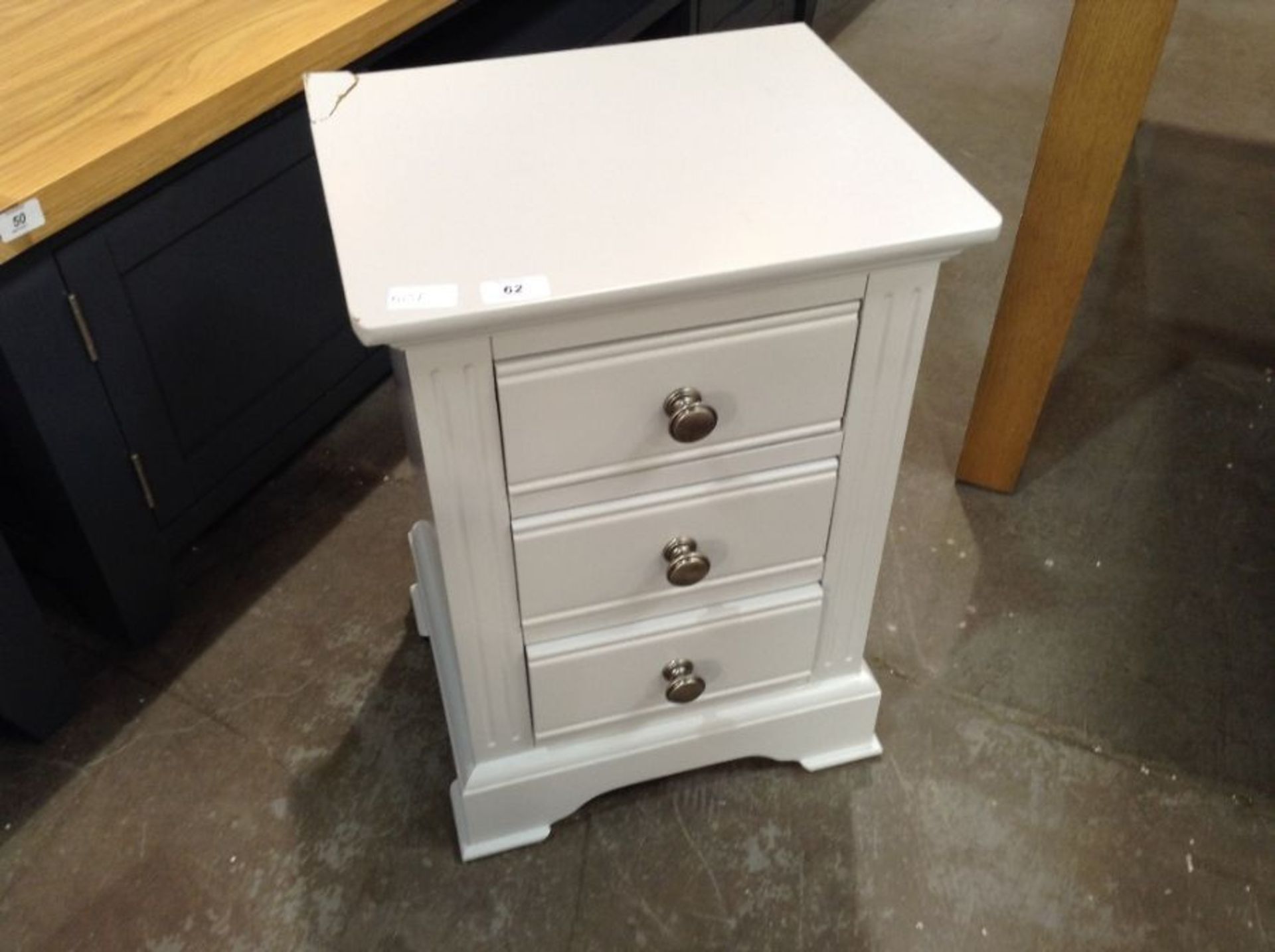 Banbury Grey Painted Large Bedside Table (A137 -BP-LBSC-G)(DAMAGED)