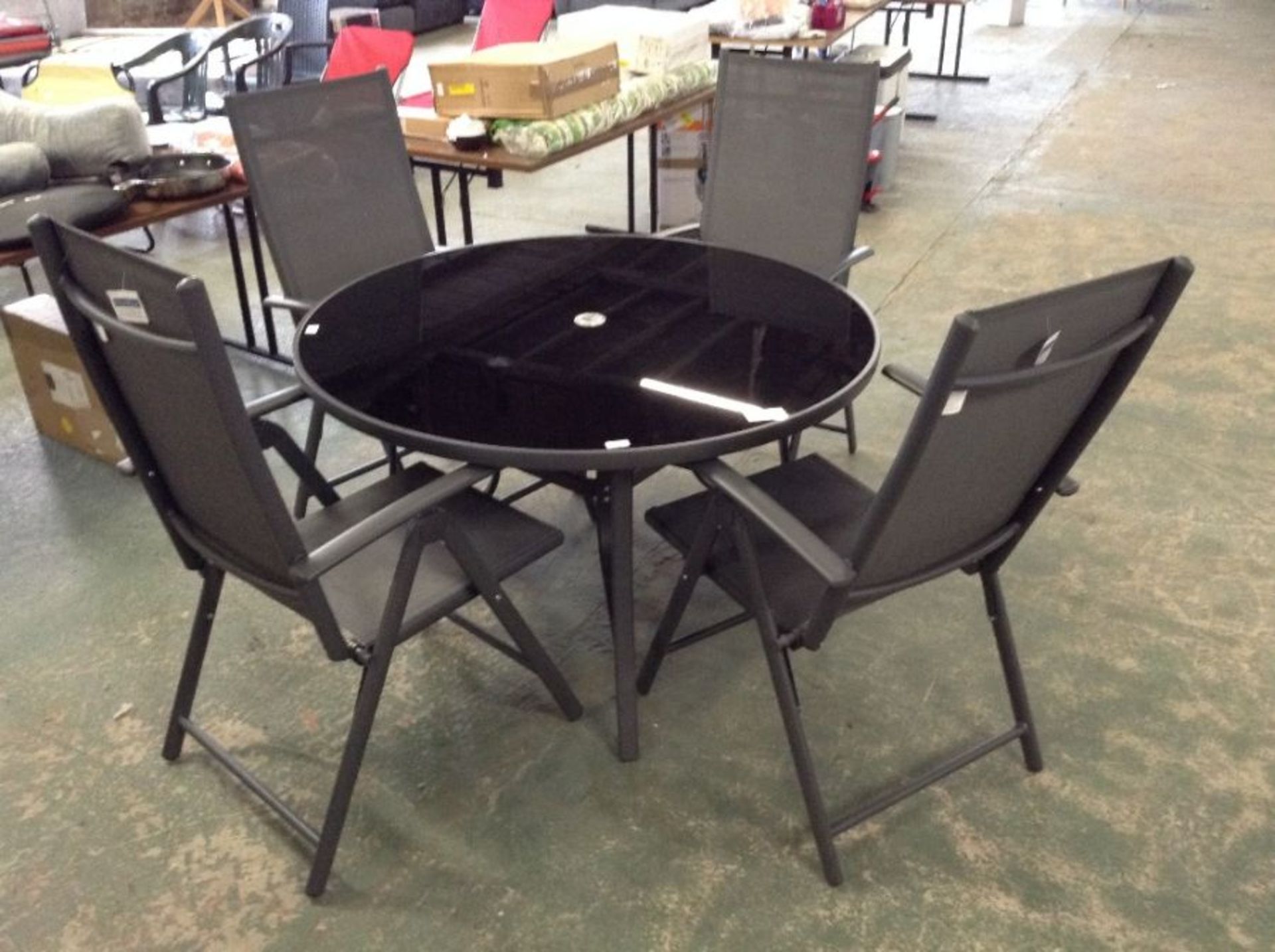 Dakota Fields,Dining Table AND 4 X CHAIRS RRP -£219.99 (23688/12PIDA1630)(23688/8NFR)(2 CHAIRS