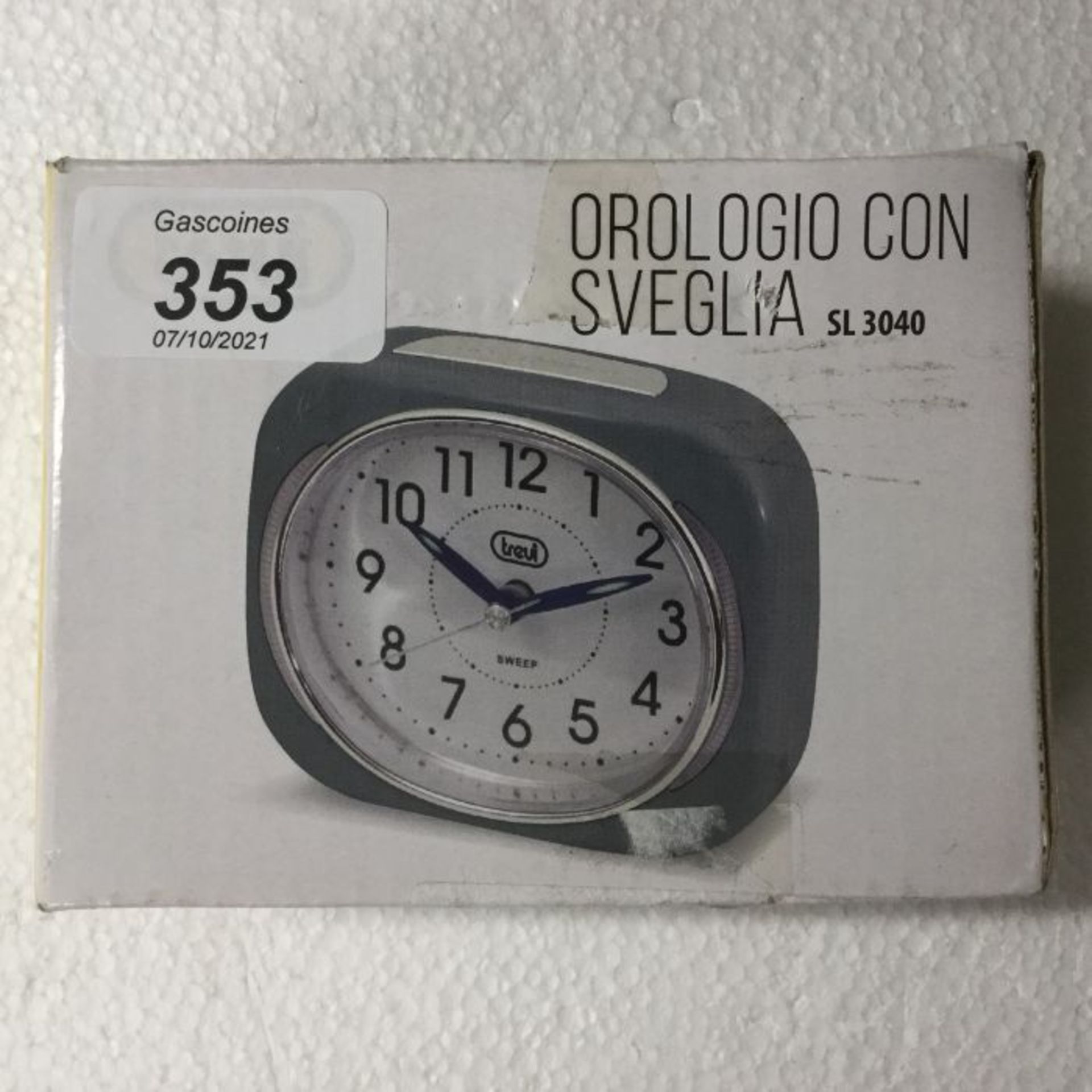 Trevi Retro Bedside/Travel Alarm Clock with LED Backlight and Silent Sweep Second Hand, Grey, 10x3.