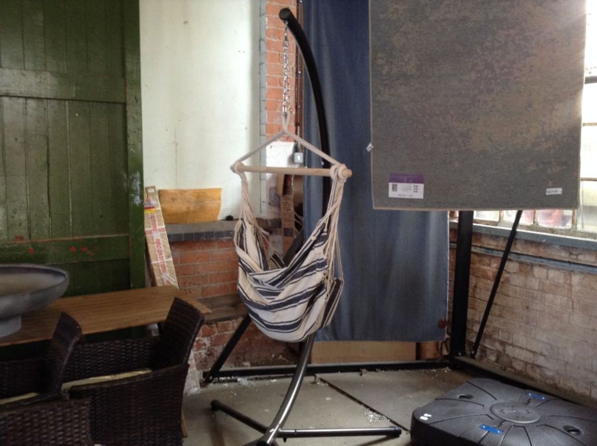 HANGING CHAIR WITH STAND (23648-8)