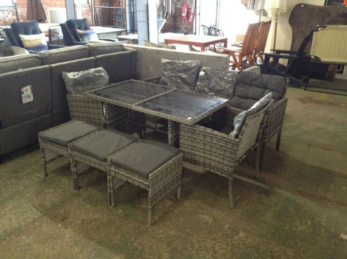 Modern & Antique Furniture Auction inc Top High Street Brands