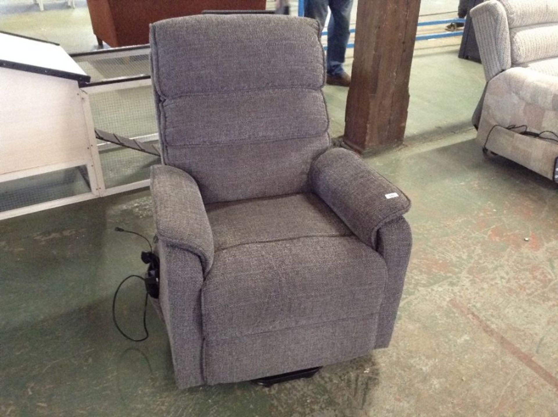 GREY RISE AND RECLINE CHAIR