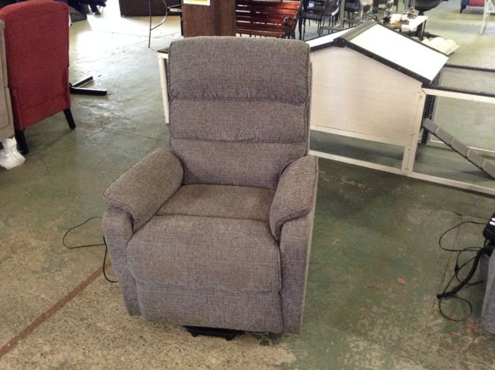 GREY RISE AND RECLINE CHAIR