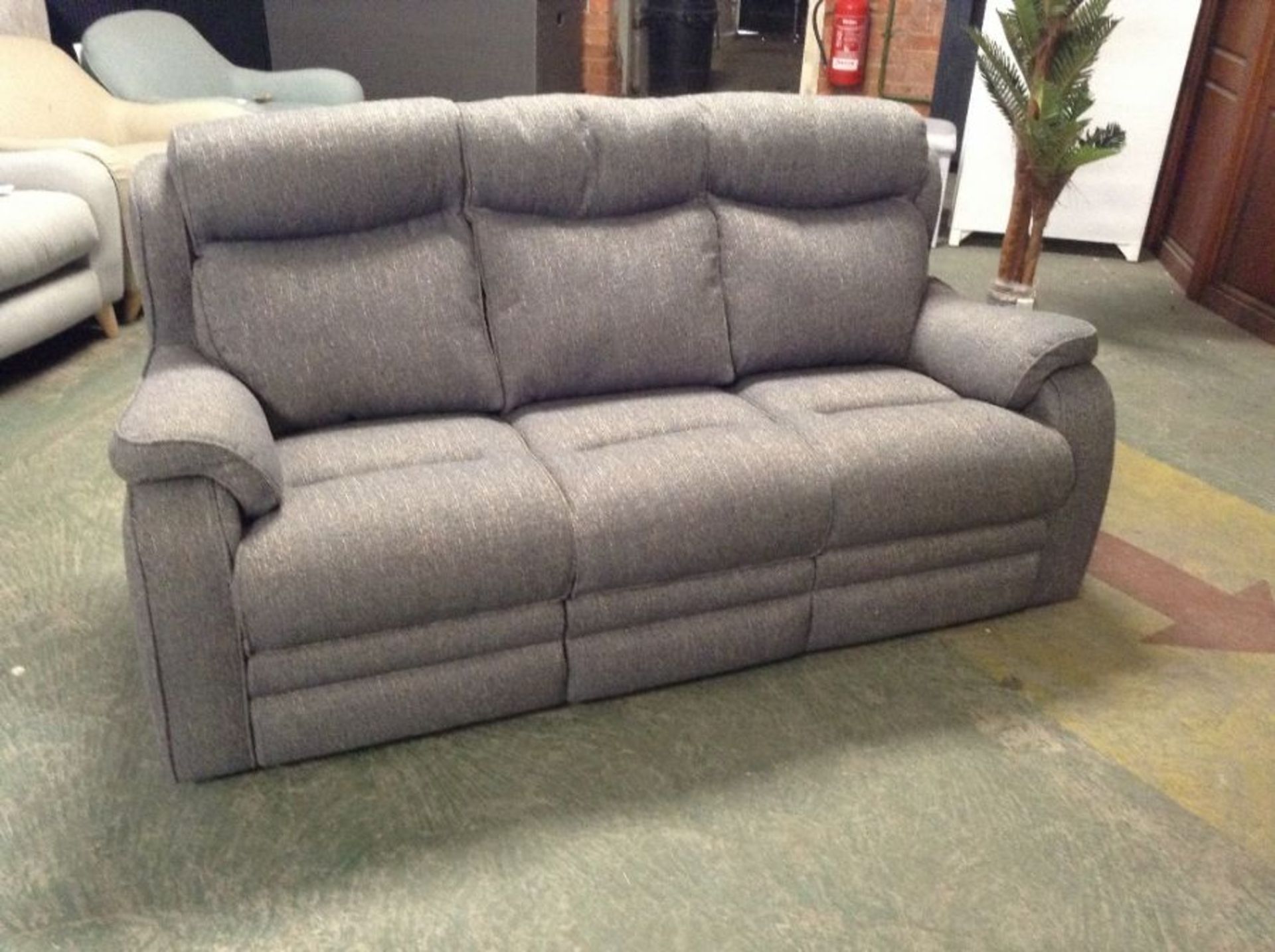 GREY PATTERNED HIGH BACK 3 SEATER (WO1115736)