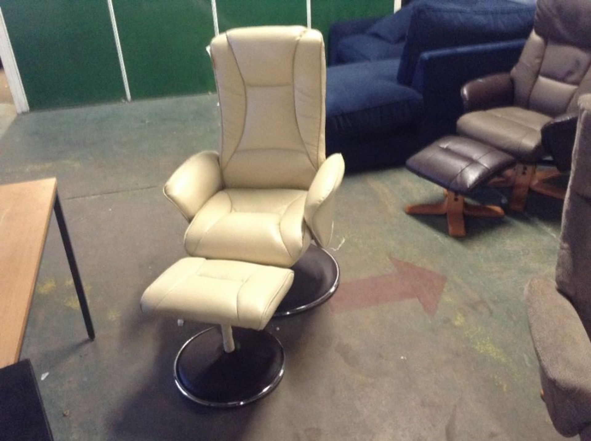 CREAM AND BROWN FAUX LEATHER SWIVELLING RECLINING