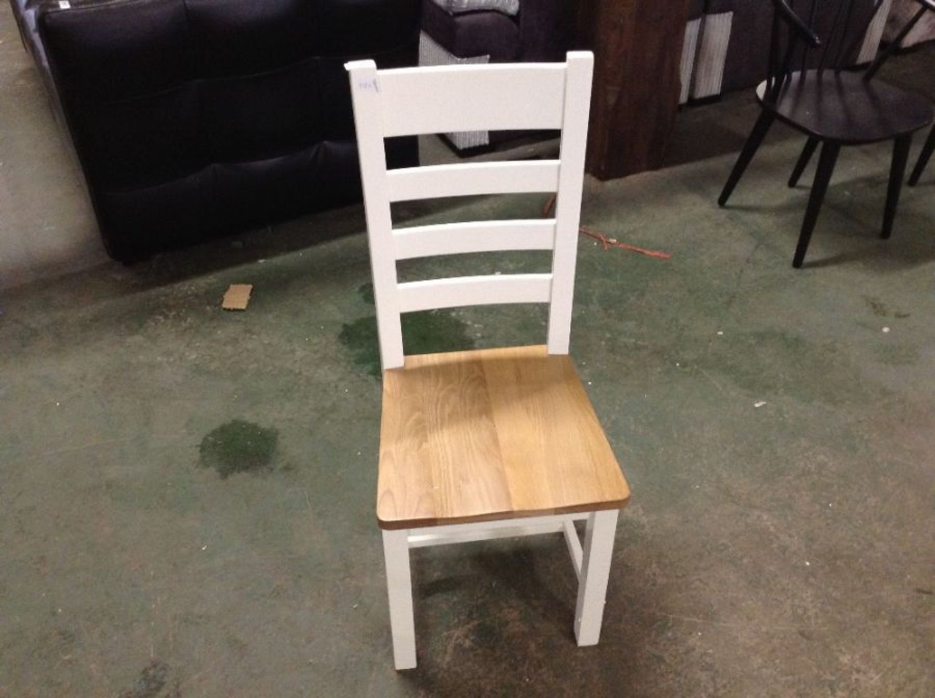 Suffolk White Painted Oak Ladderback Chair With Wooden Seat (F21 -TT-CH-W)