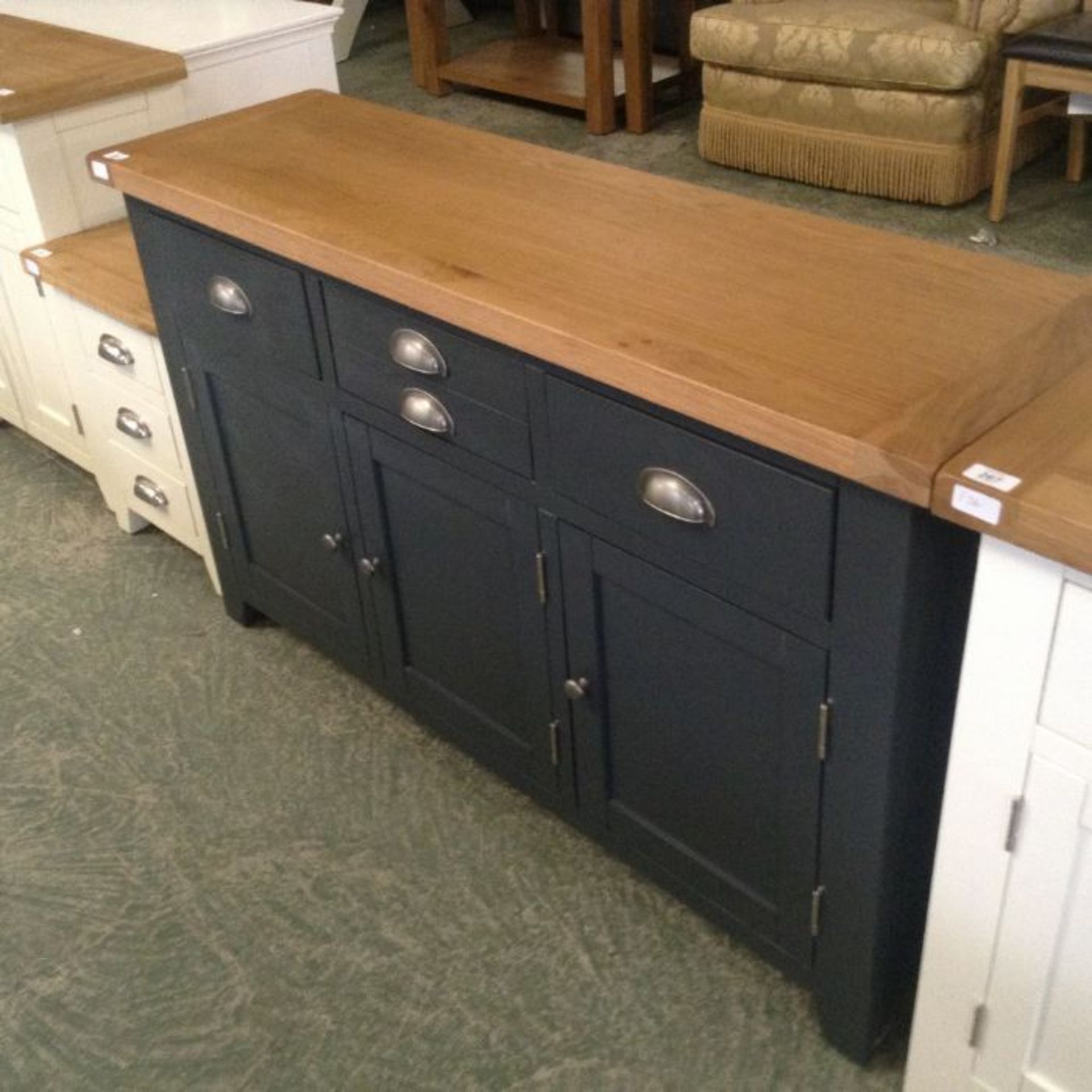 Hampshire Blue 3 Door Sideboard (F112 -HP-3DS-B)