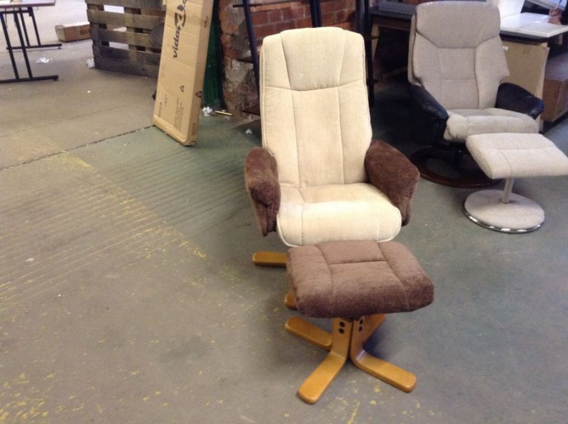 CREAM AND BROWN TWO TONE SWIVELLING RECLINING
