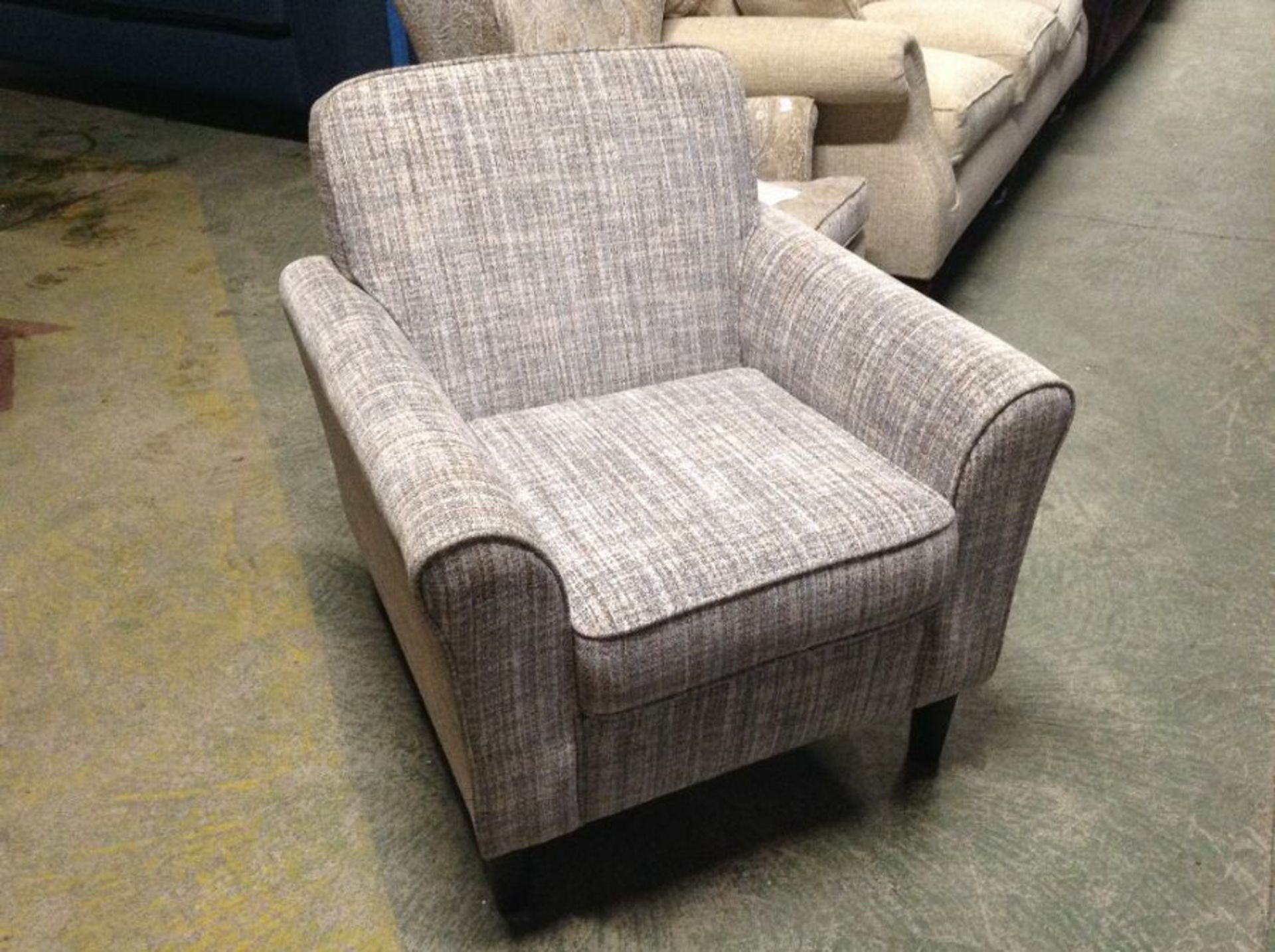 LEWIS GREY ACCENT CHAIR (213411)