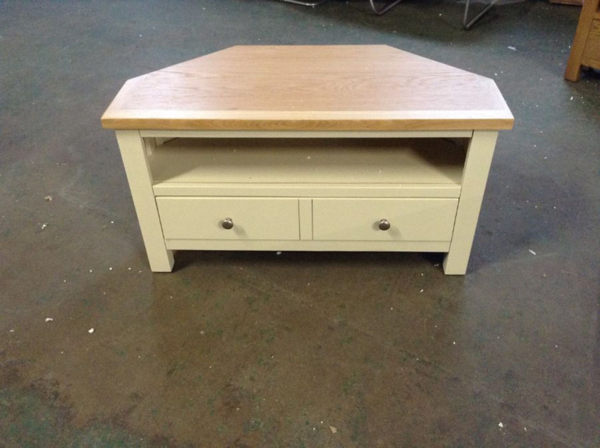 Salisbury Ivory Painted Oak Corner Tv Unit (G/61 -