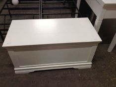 Florence White Painted Blanket Box (H/123 -SW-BB-W)(DAMAGED)