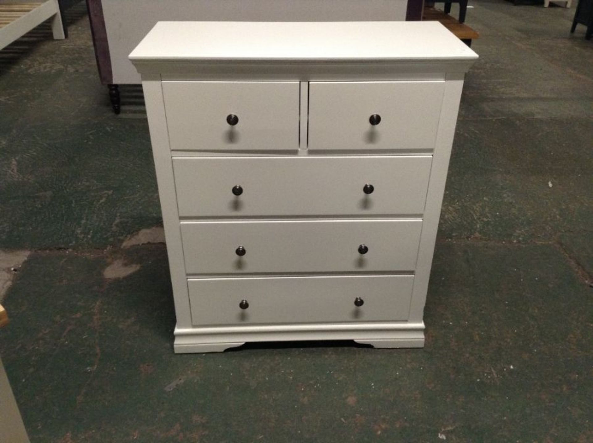 Florence White Painted 2 Over 3 Chest (H/88 -SW-2o3-W)(DAMAGED)