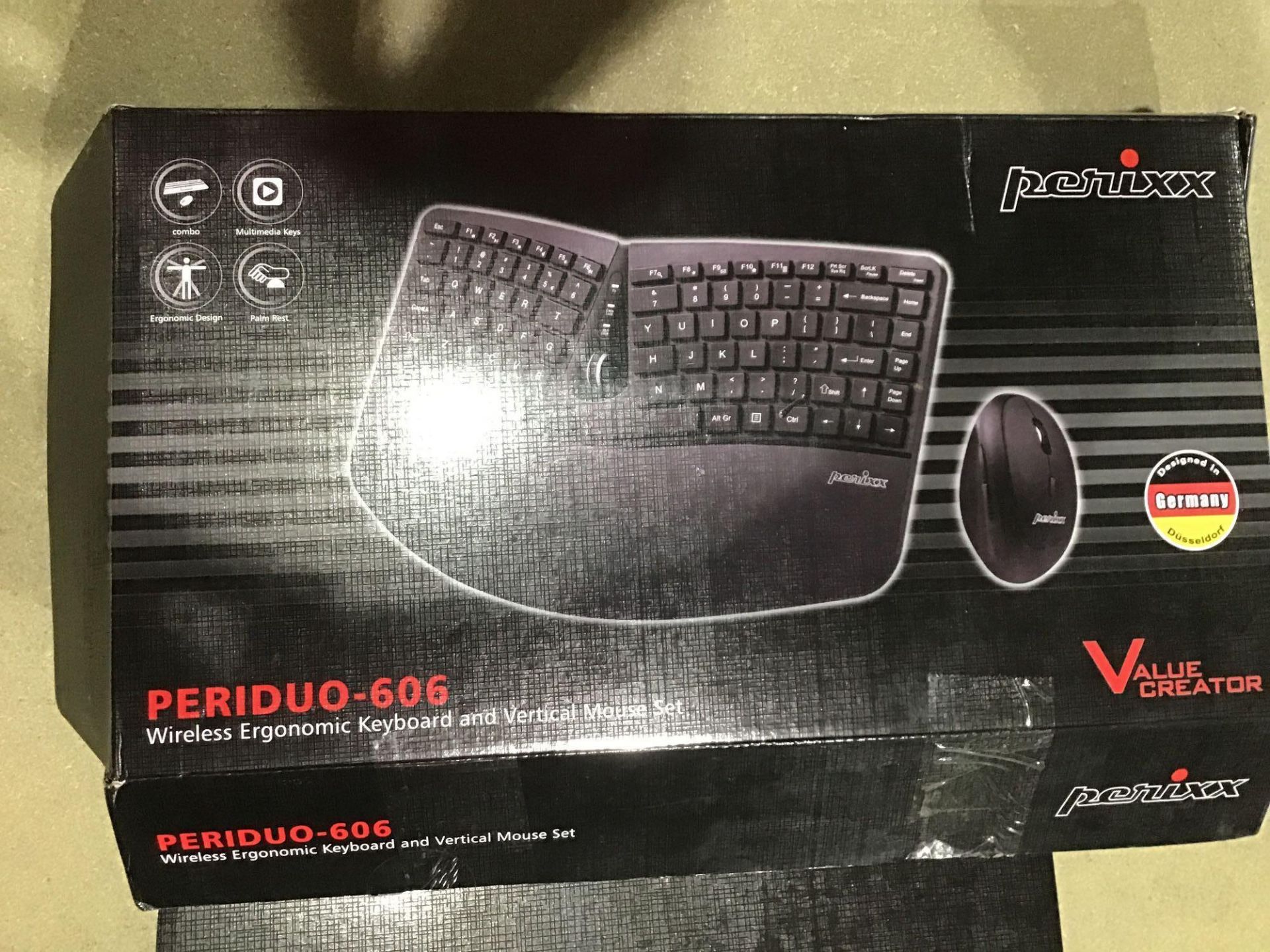 Perixx PERIDUO-606 Wireless Mini Ergonomic Keyboard and Vertical Mouse Combo,UK Layout - Image 3 of 4