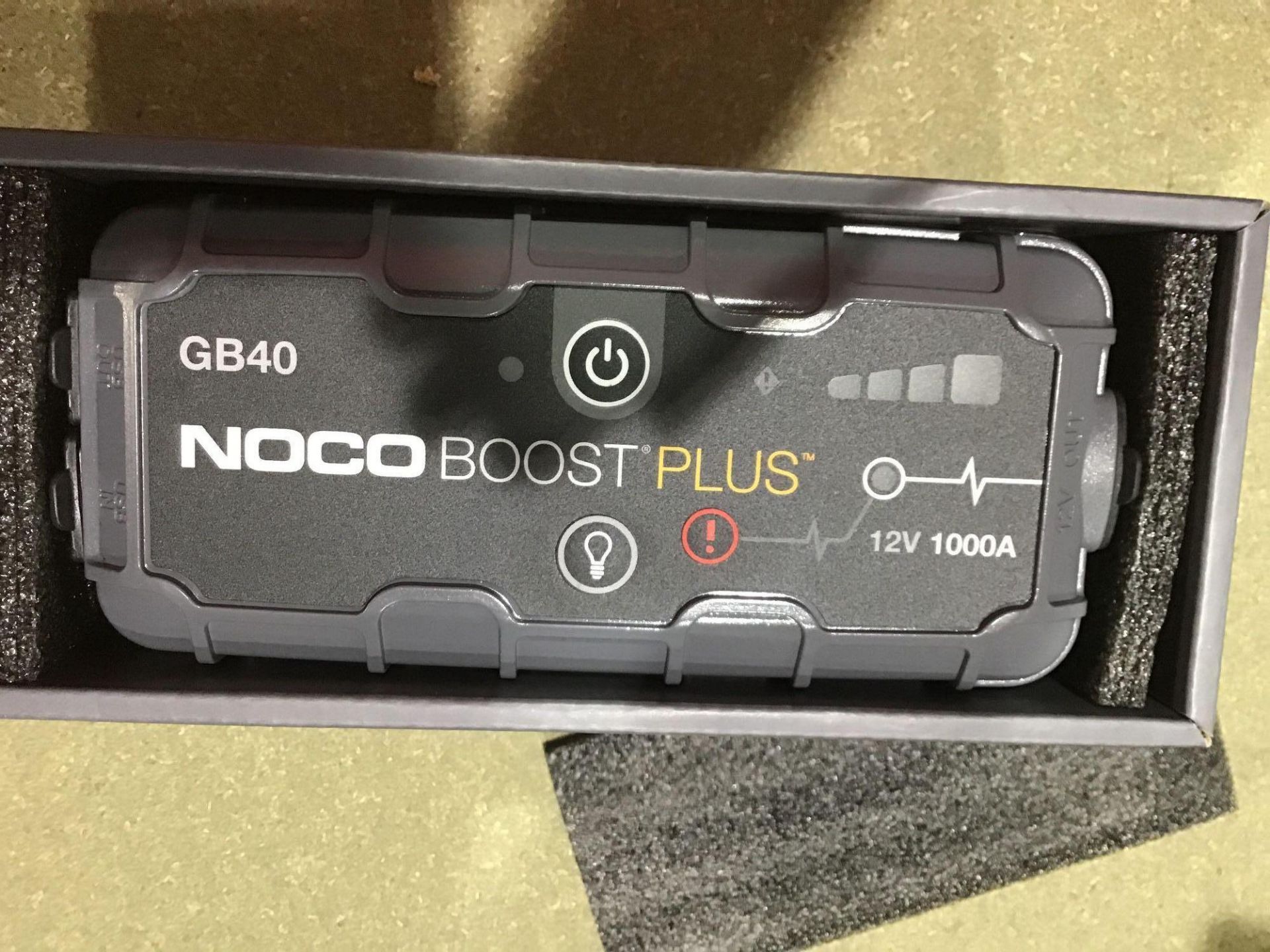 NOCO Boost Plus GB40 1000 Amp 12-Volt UltraSafe Portable Lithium Jump Starter Box - Image 3 of 4