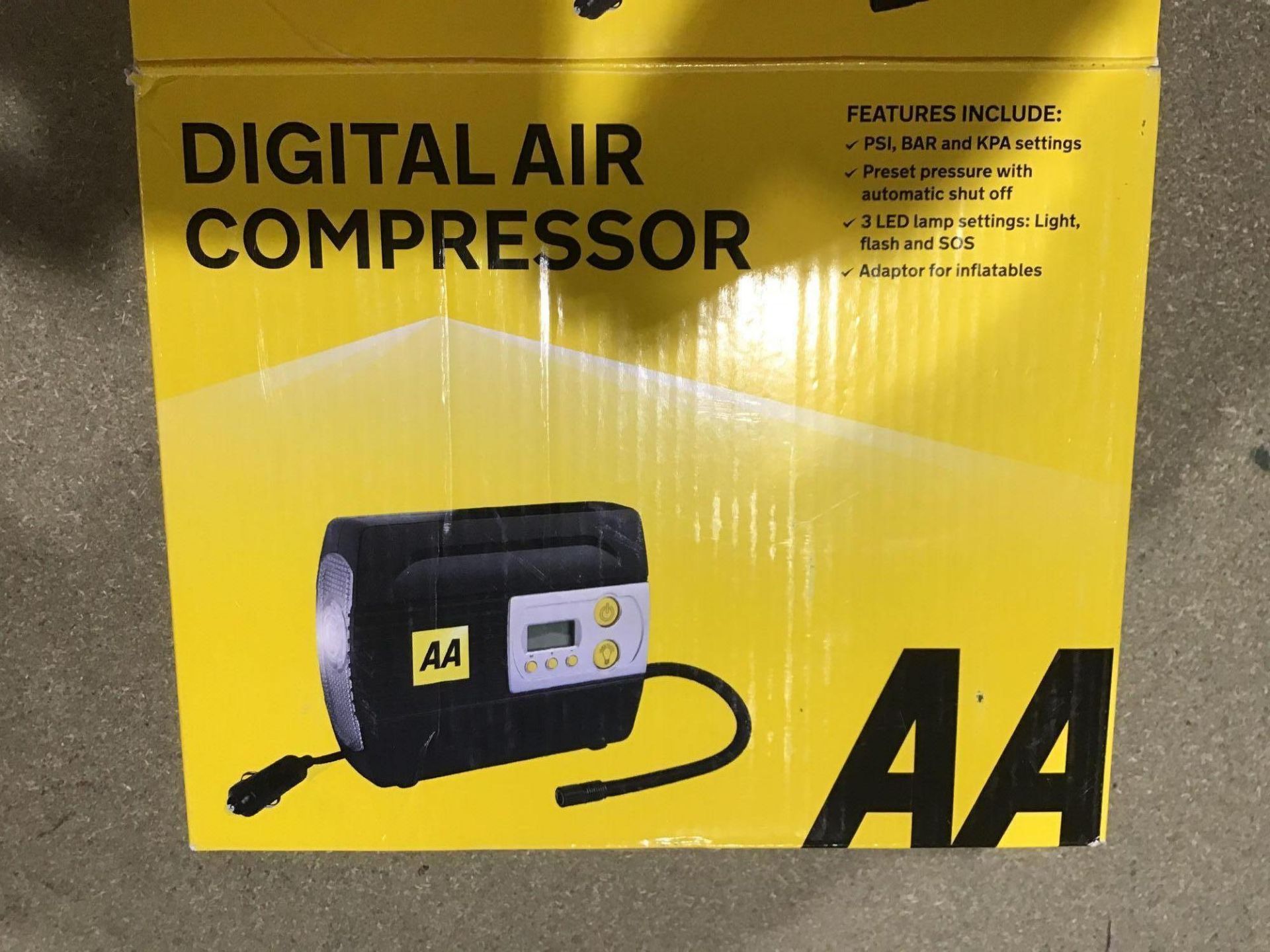 AA Digital Air Compressor - £27.76 RRP - Image 2 of 4