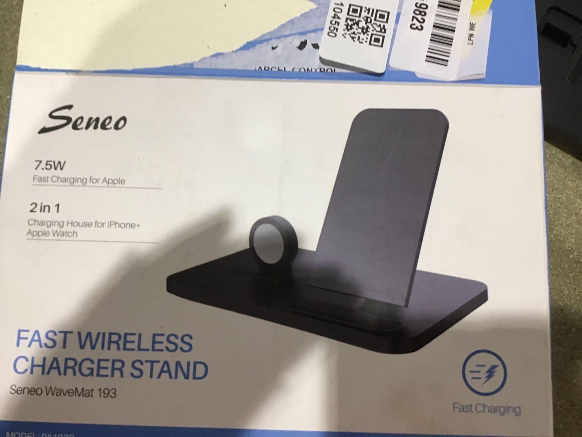 Seneo 2 in 1 Wireless Charger, Apple Watch Charging Stand (2 in 1 Stand with Adapter) - £30.99 RRP - Image 3 of 4