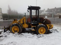 Unreserved Online Auction - Salvage of Case 321E Compact Wheeled Loader Complete With Forks