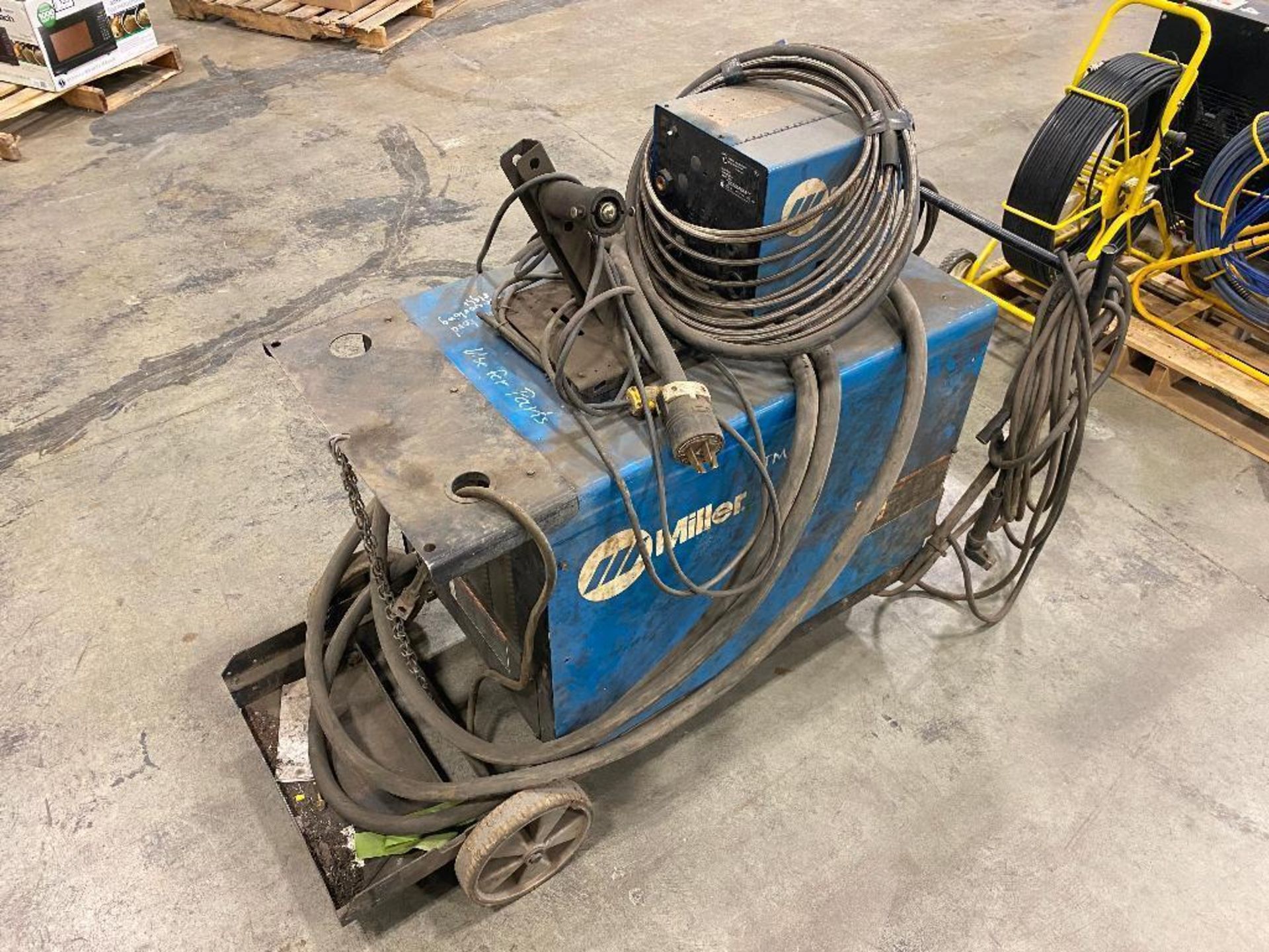 Miller Dimension 452 Welder w/ Miller 2A 24V Wire Feeder - Image 4 of 4