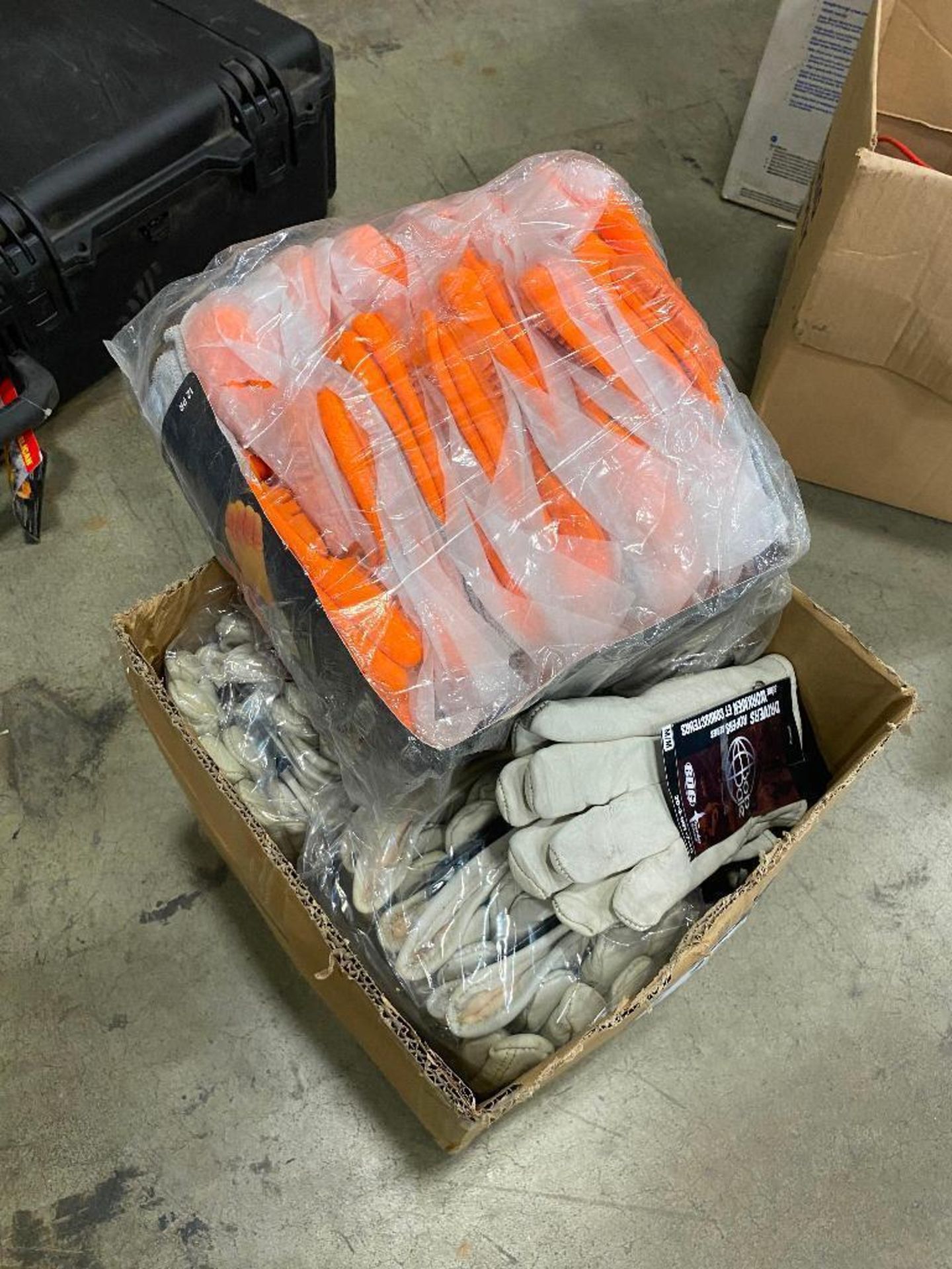 Box of Asst. Work Gloves - Image 2 of 3