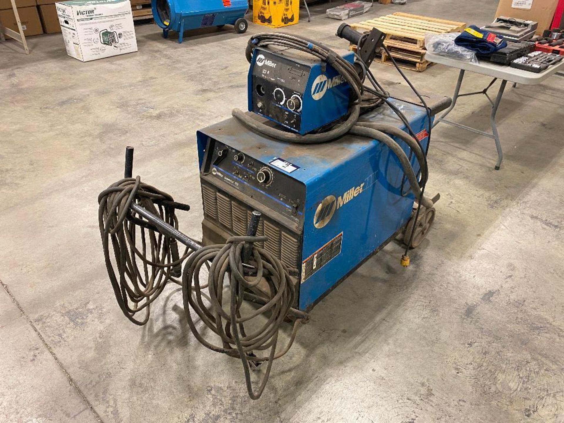 Miller Dimension 452 Welder w/ Miller 2A 24V Wire Feeder - Image 2 of 4