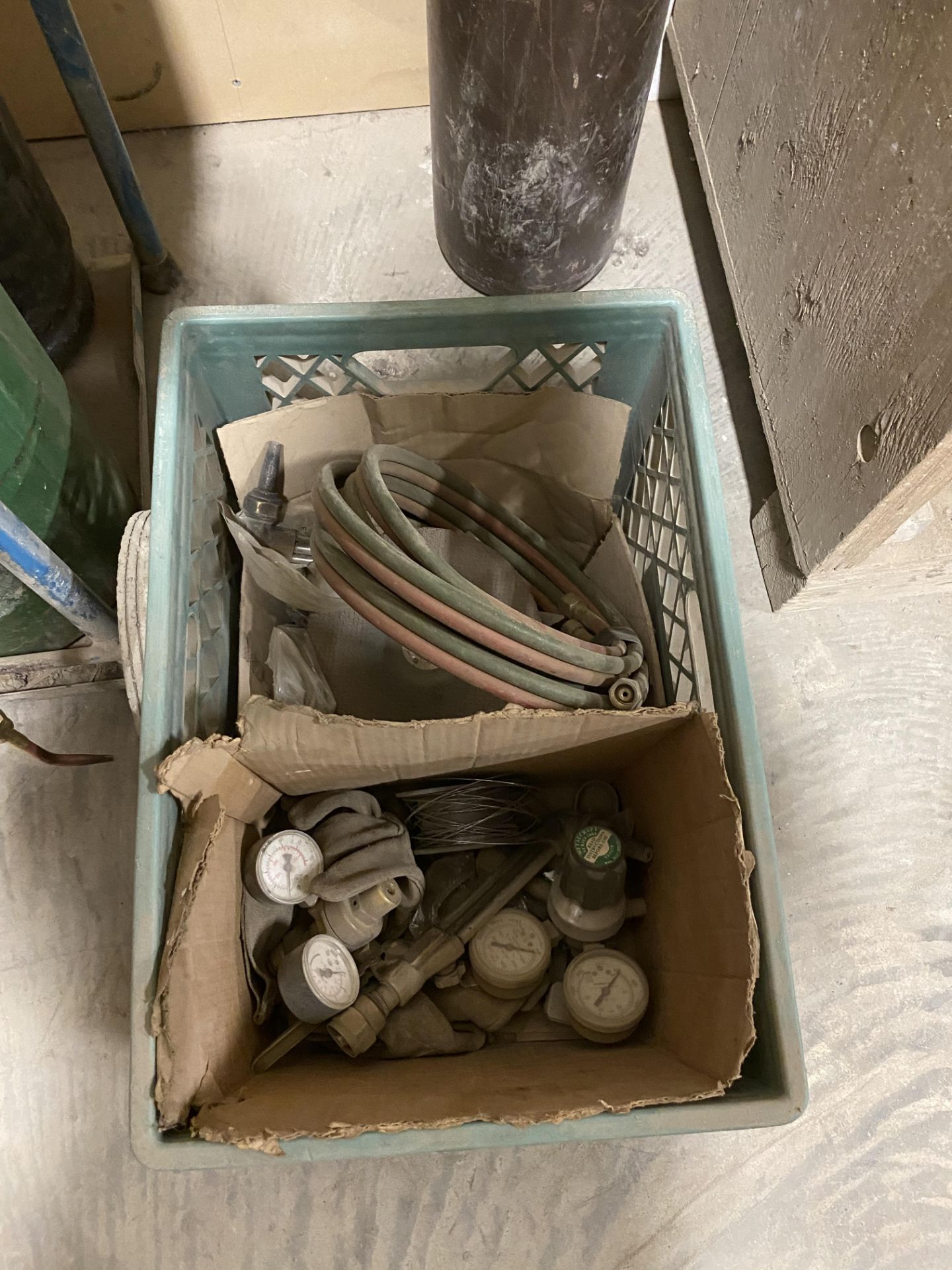 Lot of Oxy/Acetylene Cart w/ Gauges, Torches, Hoses, Bottles, etc. - Image 4 of 5