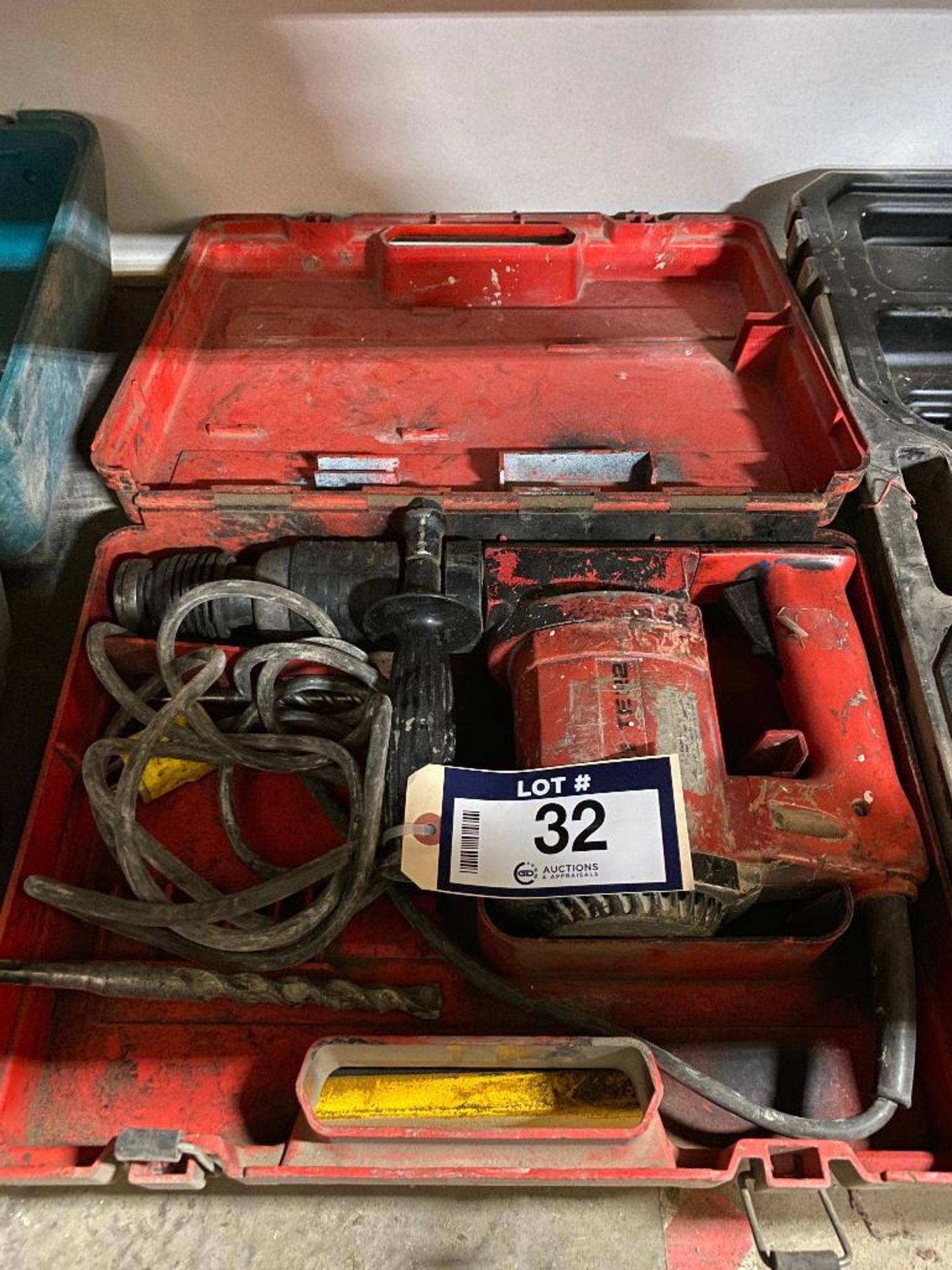 HILTI TE 22 Electric Rotary Hammer Drill