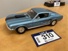 Model Mustang