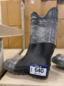 Baffin Rubber Boots, Size 11