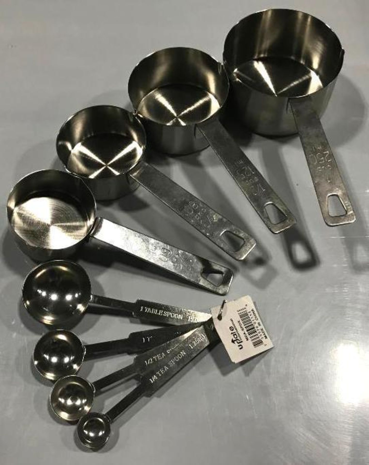 UPDATE STAINLESS STEEL MEASURING CUPS SET OF 4 & UPDATE MEASURING SPOONS SET OF 4 - NEW - Image 2 of 3