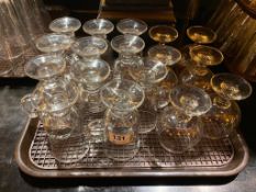 TRAY OF ASSORTED GLASSES INCLUDING: BRANDY GLASSES