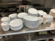 LOT OF ASSORTED DINNERWARE INCLUDING: PLATES, BOWLS, SERVING TRAY