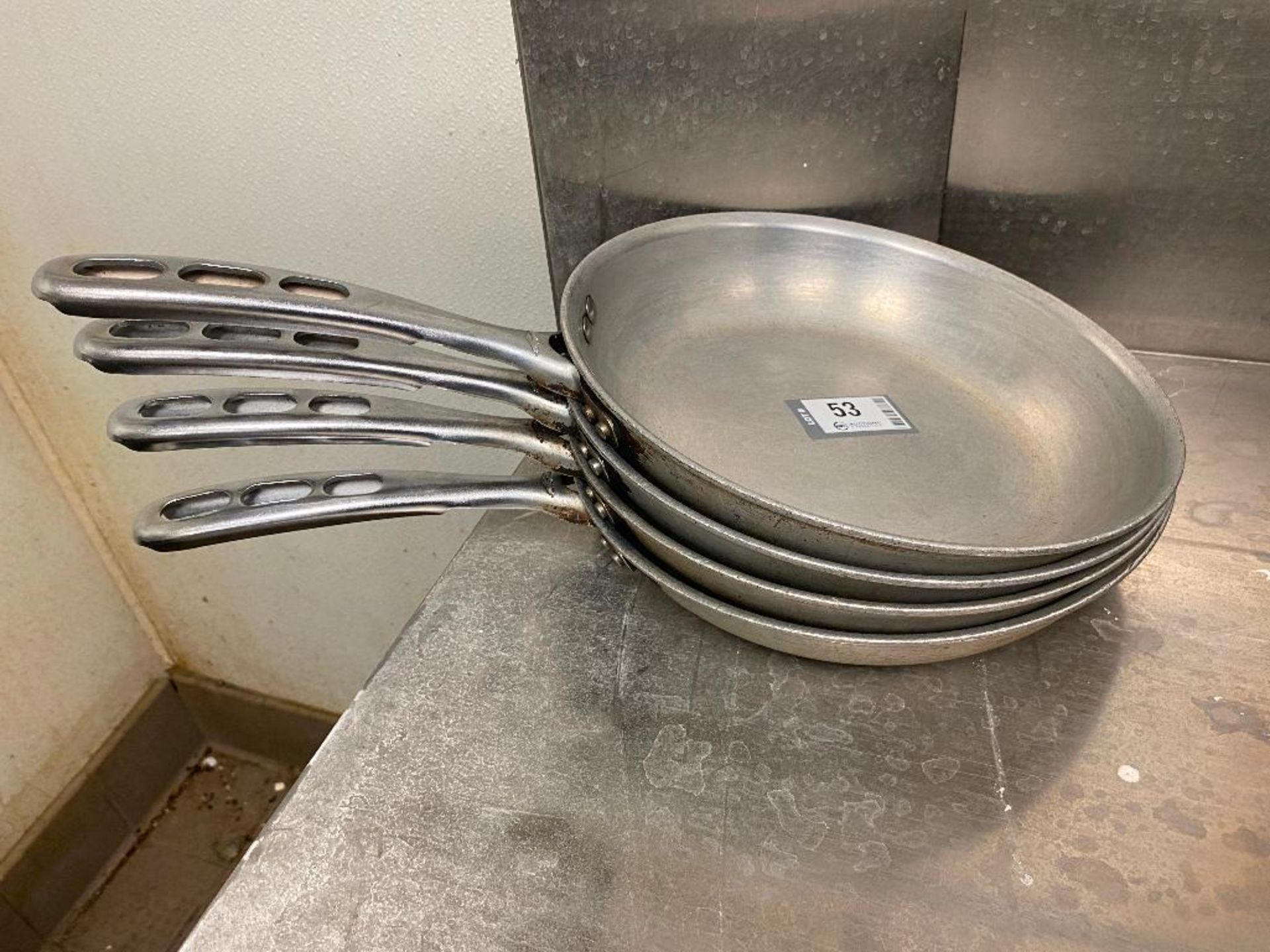 LOT OF (4) 10" VOLLRATH FRYING PANS