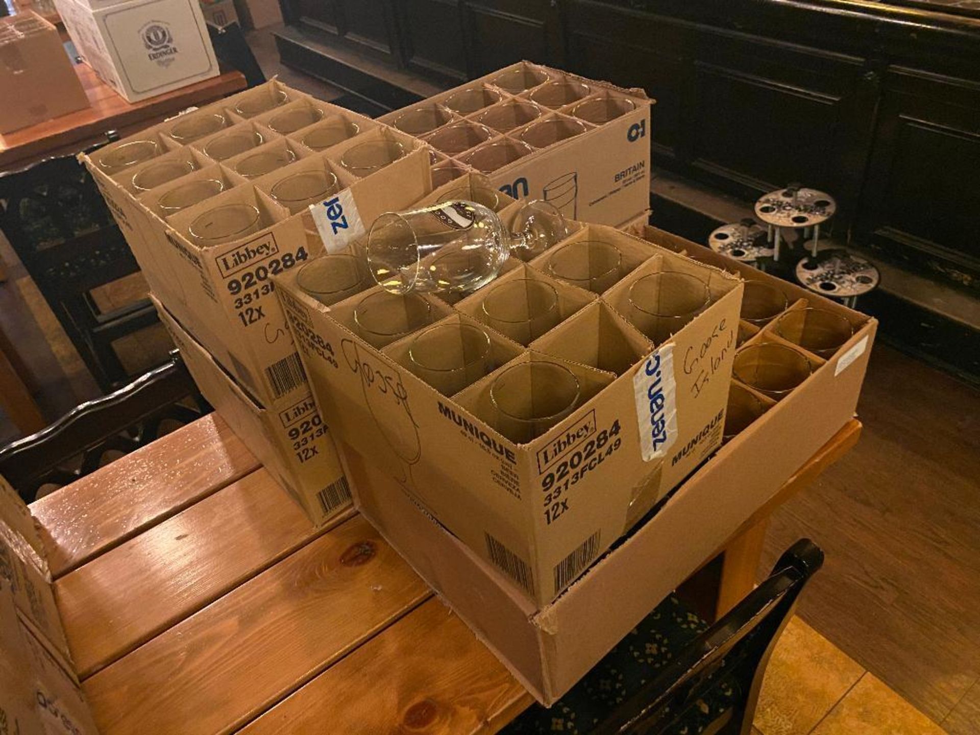 LARGE LOT OF GOOSE ISLAND BEER CO. GLASSES - Image 4 of 6